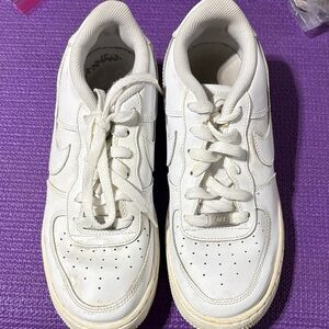 Nike Air Force size 7Y